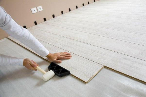 How to Get Fabulous Flooring Installation on a Tight Budget